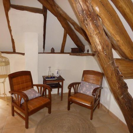 Britavit Acomodação com café da manhã Saint-Avit-Sénieur Exterior foto