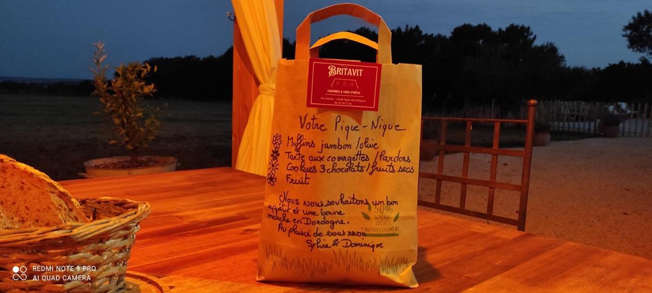 Britavit Acomodação com café da manhã Saint-Avit-Sénieur Exterior foto